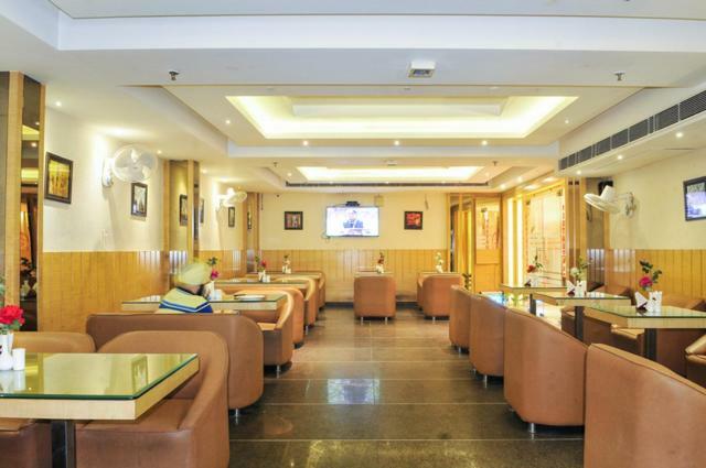 Aman Continental - 2Mins From Railway Station And 5 Mins From Metro Nova Deli Exterior foto